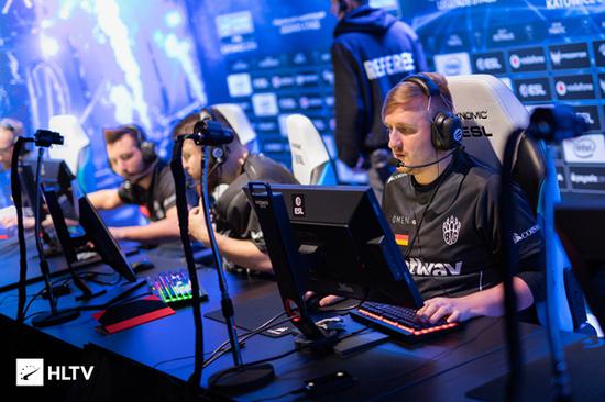 迹极深的 迹极深的